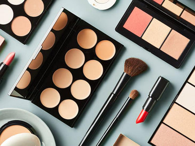 8 produits de maquillage que chaque femme devrait avoir