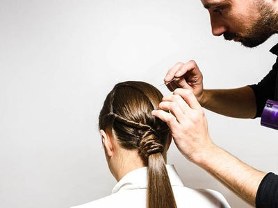 Taming the Mane: Expert Tips for Managing Frizzy Hair