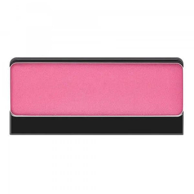 Malu Wilz Blush compact in vibrant pink shade, 4 grams, designed for a natural flush and healthy glow.