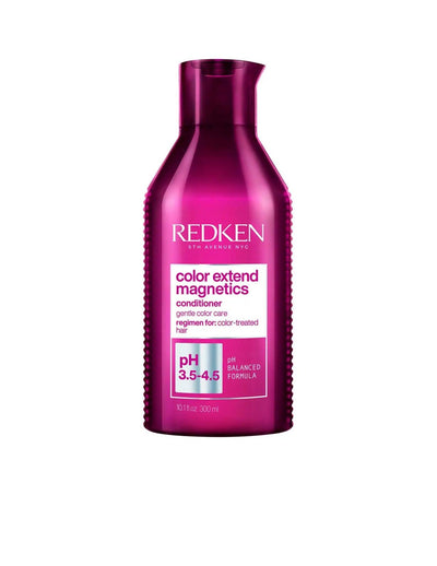 Redken Color Extend Magnetics Conditioner 300ml bottle for color-treated hair, pH balanced formula to enhance vibrancy.