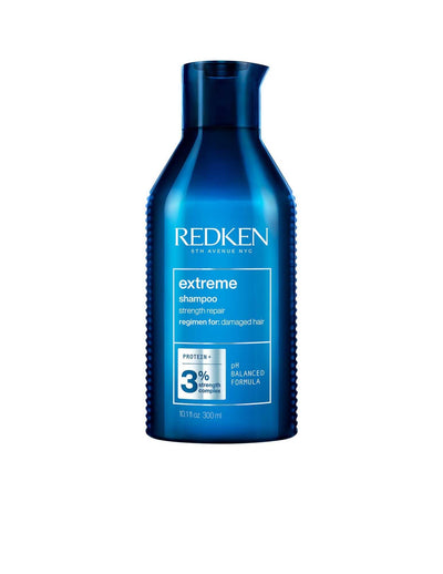 Redken Extreme Shampoo 300ml bottle for strengthening and fortifying damaged hair.