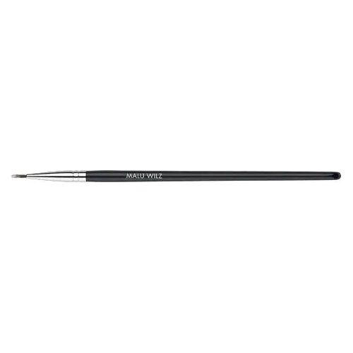 Malu Wilz Eyeliner Brush with fine tapered bristles for precise eyeliner application and control. High-quality synthetic design.
