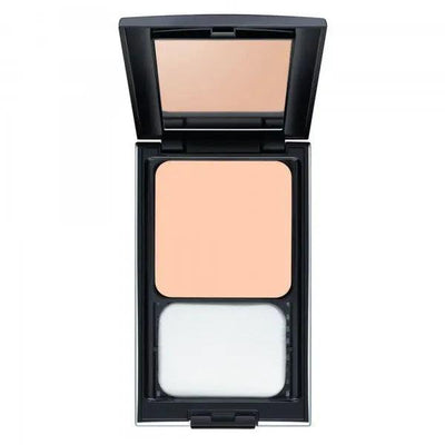 Malu Wilz Perfect Finish Powder Foundation (9g) compact showing powder and applicator for a flawless matte complexion.