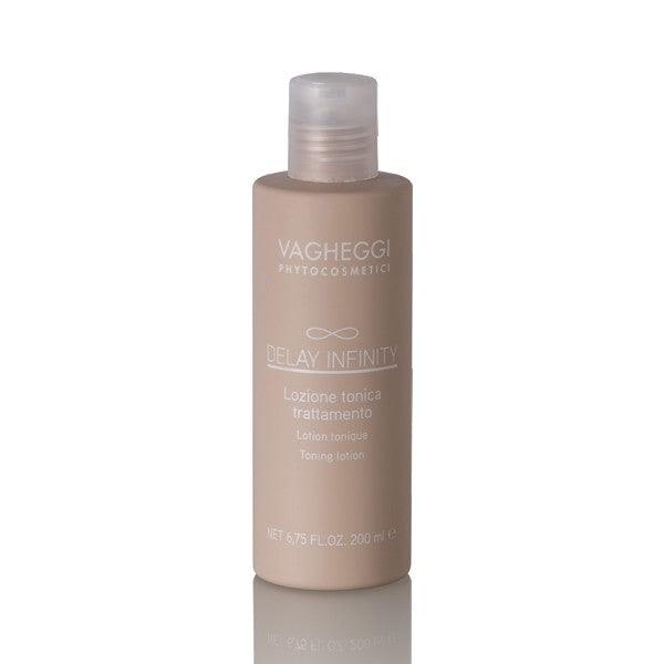 Delay Infinity Lotion Tonique 200 ml bottle enriched with purple rice extracts and hyaluronic acid for smooth, hydrated skin.