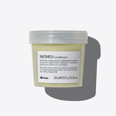 MOMO conditioner for dry, dehydrated hair, 250 ml tub by Davines, moisturizing yellow melon extract, hydrating hair product.