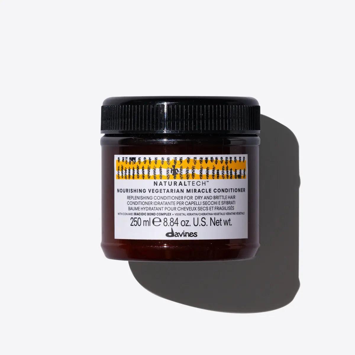Nourishing Vegetarian Miracle Conditioner by Davines, 250 ml jar for moisturizing dry and brittle hair.