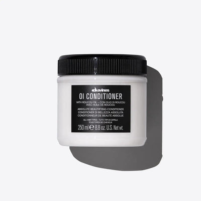 "Davines OI Conditioner 250ml jar with Roucou oil for all hair types"