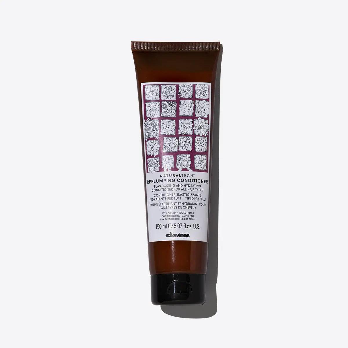 Replumping Conditioner by Davines, elasticizing and moisturizing formula for revitalizing hair structure and untangling knots.